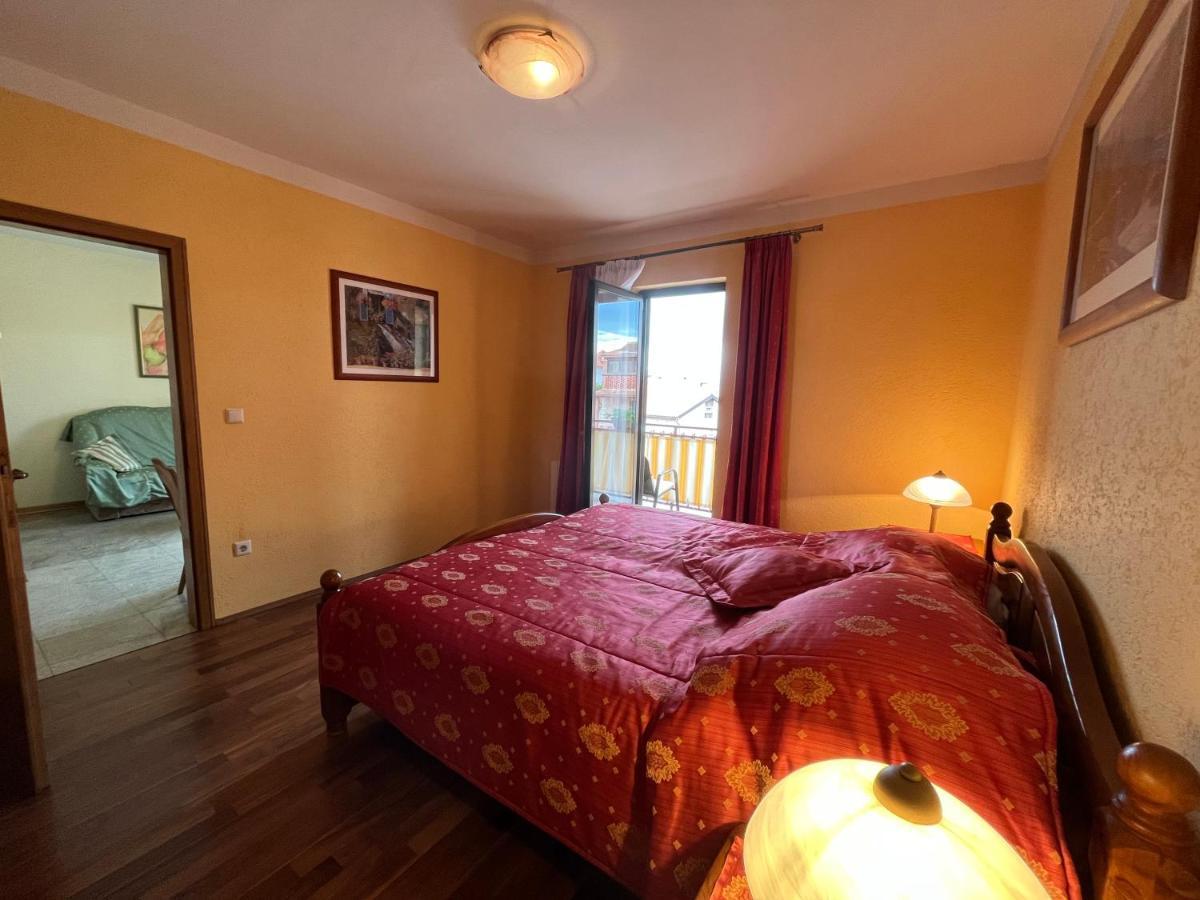 Holiday Apartments Sonne Ровин Екстериор снимка