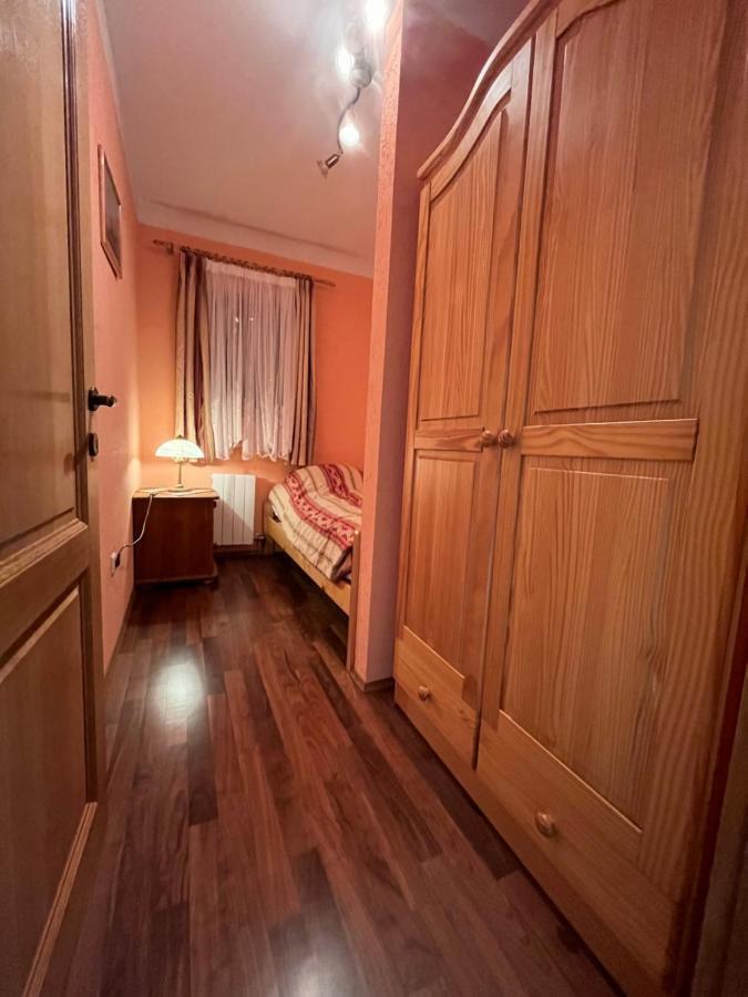Holiday Apartments Sonne Ровин Екстериор снимка