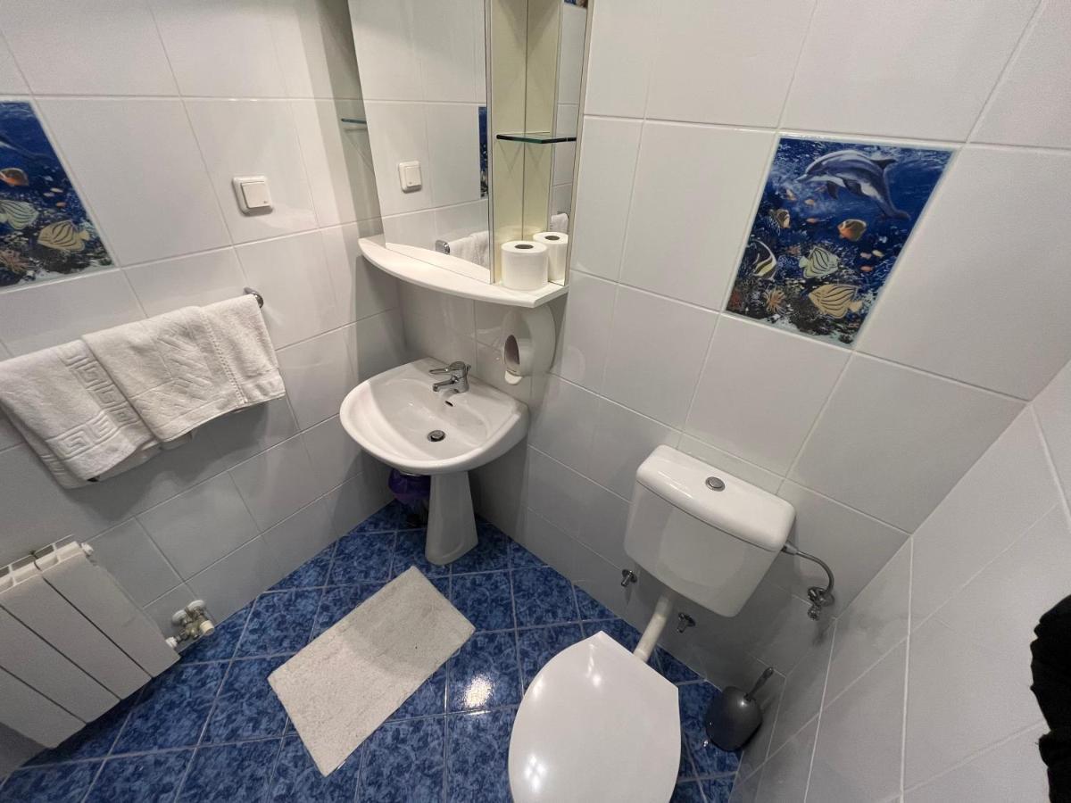 Holiday Apartments Sonne Ровин Екстериор снимка