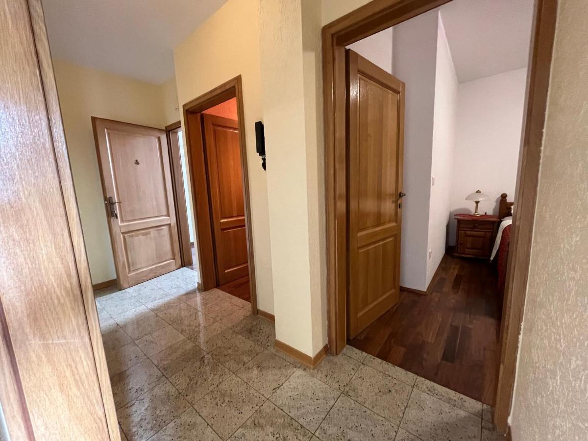 Holiday Apartments Sonne Ровин Екстериор снимка